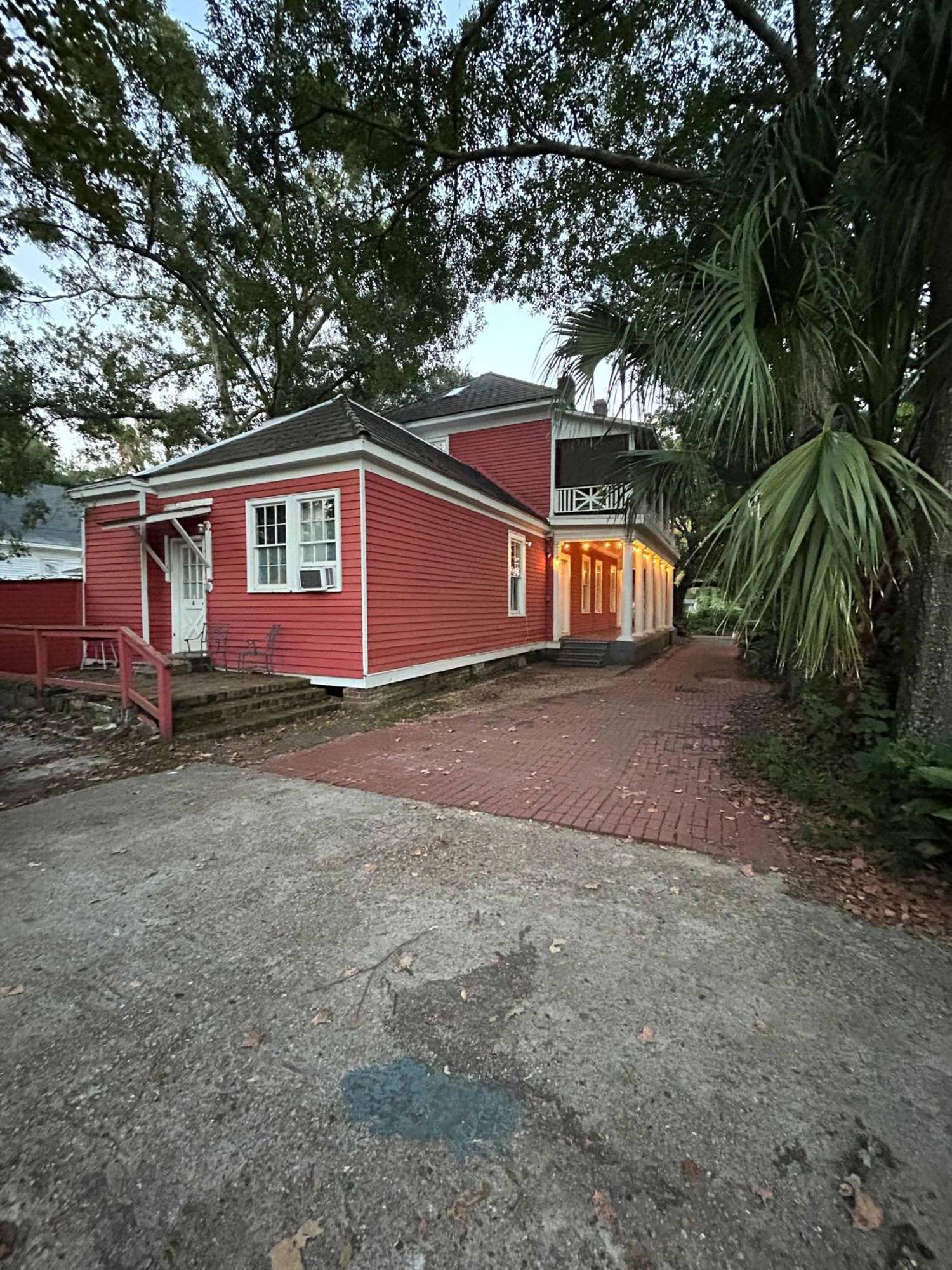 Pretty Peach Palace-Historic, Mins To Downtown Mobile Dış mekan fotoğraf