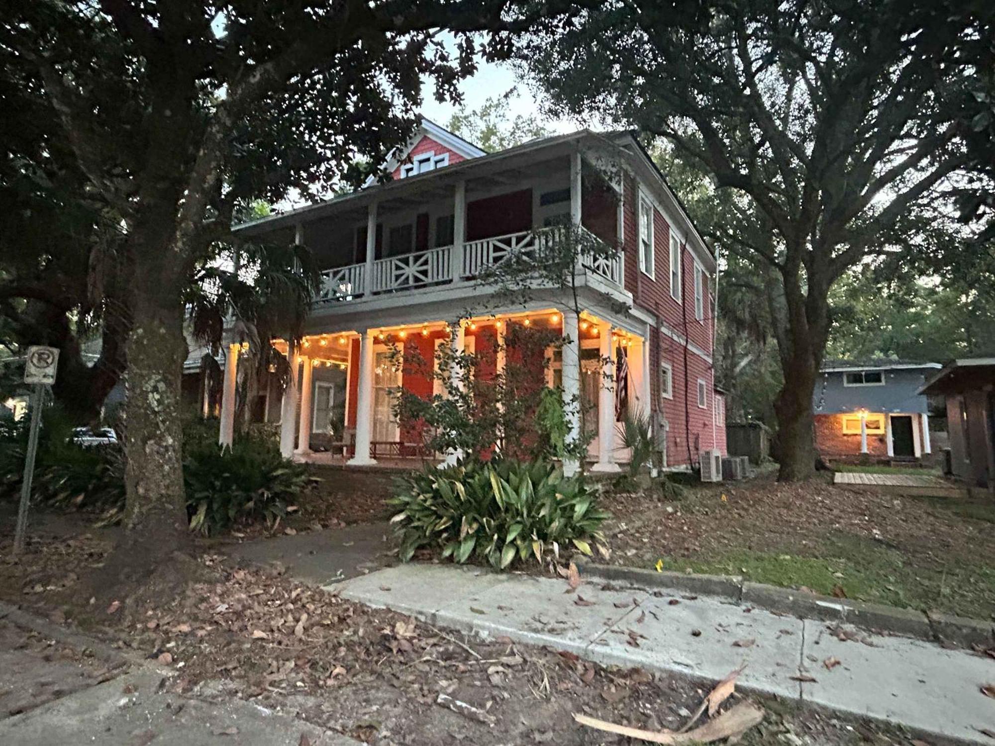 Pretty Peach Palace-Historic, Mins To Downtown Mobile Dış mekan fotoğraf